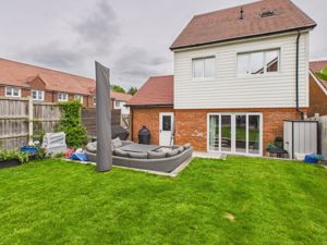 Rear elevation- click for photo gallery